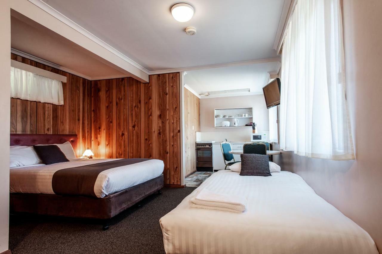 Silver Hills Motel Куинстаун Екстериор снимка